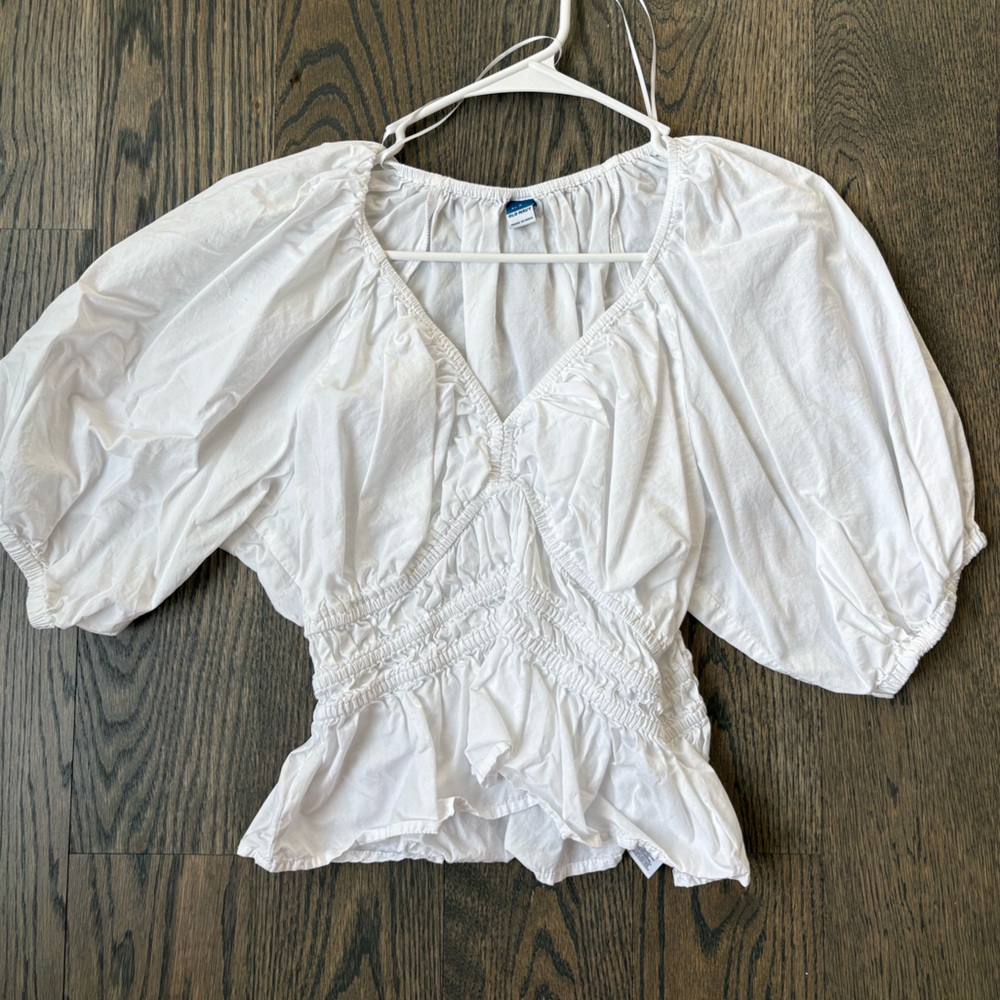 Bundle of Women's Tops - Picture 5 of 5